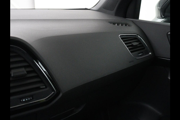 Seat Ateca 1.5 TSI FR Intens | Panoramadak | Trekhaak | Stoelverwarming | 360 Camera | Adaptive cruise | Alcantara | Beats Audio | Virtual Cockpit | Carplay | Full LED | Keyless | Navigatie