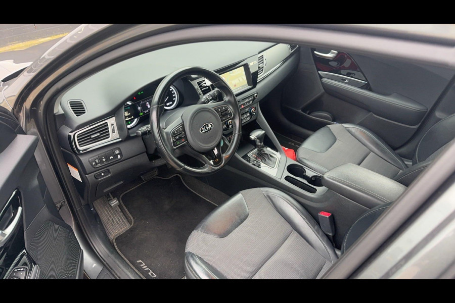 Kia Niro 1.6 GDi Hybrid DynamicLine | Trekhaak | 4Seizoens |