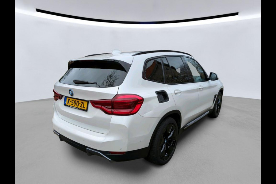 BMW iX3 Aut. Executive 80 kWh | Panorama | Trekhaak | Leder | Harman Kardon |