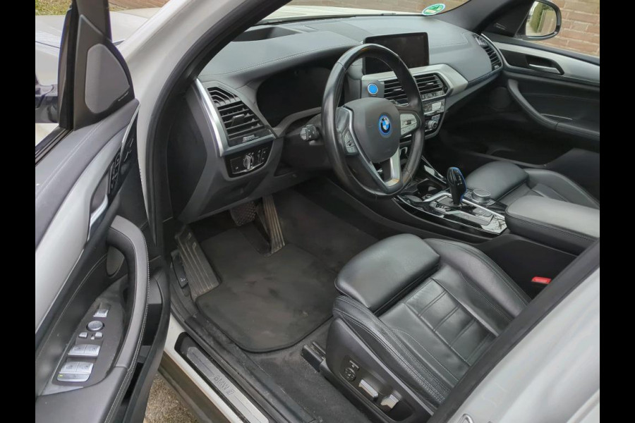 BMW iX3 Aut. Executive 80 kWh | Panorama | Trekhaak | Leder | Harman Kardon |