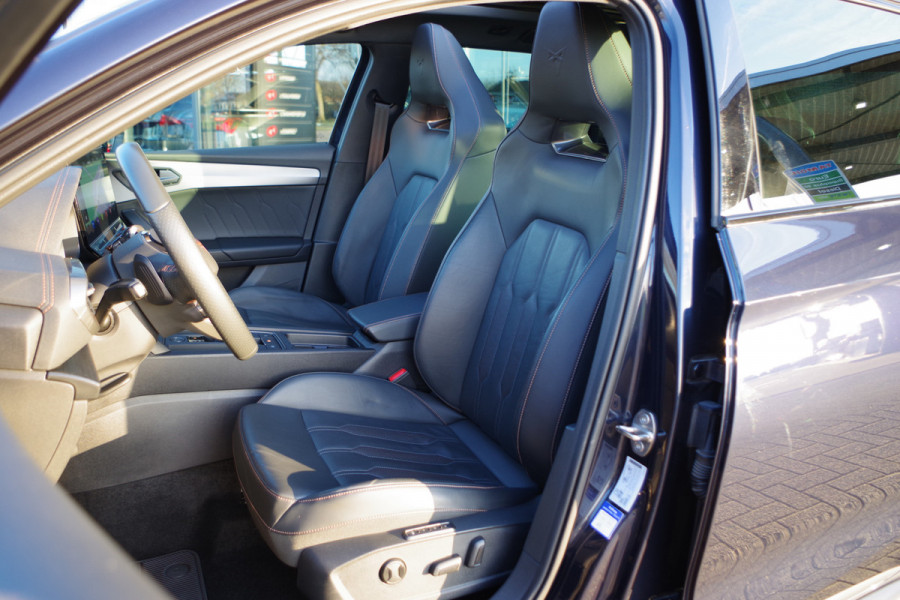 CUPRA Leon Sportstourer 1.4 e-Hybrid VZ 245 PK Performance PHEV, Leder, Panoramadak, Stuur-Startknop, Camera, Memory