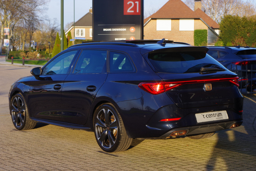 CUPRA Leon Sportstourer 1.4 e-Hybrid VZ 245 PK Performance PHEV, Leder, Panoramadak, Stuur-Startknop, Camera, Memory