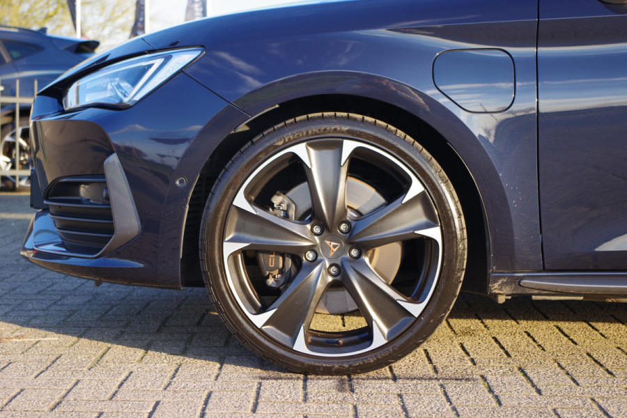 CUPRA Leon Sportstourer 1.4 e-Hybrid VZ 245 PK Performance PHEV, Leder, Panoramadak, Stuur-Startknop, Camera, Memory