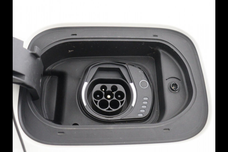 Jeep Compass 4xe 240 Plug-in Hybrid Electric S | Leder | 360 camera | Stoelventilatie | Adaptive cruise | Alpine Sound | Carplay | Navigatie | PHEV