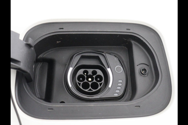 Jeep Compass 4xe 240 Plug-in Hybrid Electric S | Leder | 360 camera | Stoelventilatie | Adaptive cruise | Alpine Sound | Carplay | Navigatie | PHEV