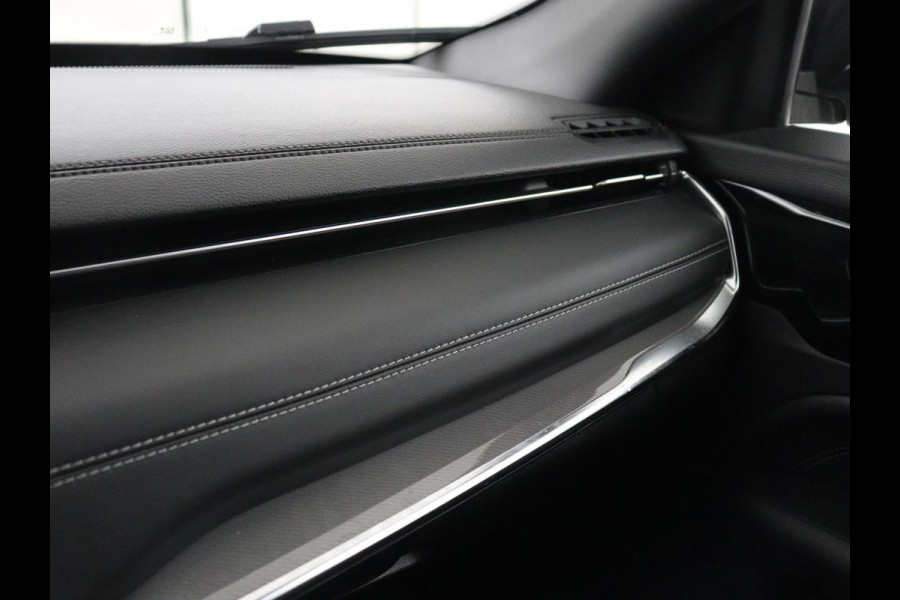 Jeep Compass 4xe 240 Plug-in Hybrid Electric S | Leder | 360 camera | Stoelventilatie | Adaptive cruise | Alpine Sound | Carplay | Navigatie | PHEV