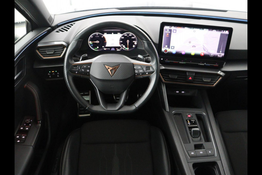 CUPRA Leon 1.4 eHybrid VZ | 245pk | Trekhaak | Stoelverwarming | Adaptive cruise | Camera | Carplay | Navigatie | Sfeerverlichting | Keyless | Park Assist | Memory | Sportstoelen | Full LED | PHEV | Plug In