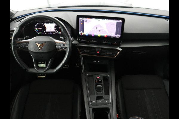 CUPRA Leon 1.4 eHybrid VZ | 245pk | Trekhaak | Stoelverwarming | Adaptive cruise | Camera | Carplay | Navigatie | Sfeerverlichting | Keyless | Park Assist | Memory | Sportstoelen | Full LED | PHEV | Plug In