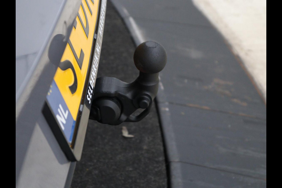 CUPRA Leon 1.4 eHybrid VZ | 245pk | Trekhaak | Stoelverwarming | Adaptive cruise | Camera | Carplay | Navigatie | Sfeerverlichting | Keyless | Park Assist | Memory | Sportstoelen | Full LED | PHEV | Plug In