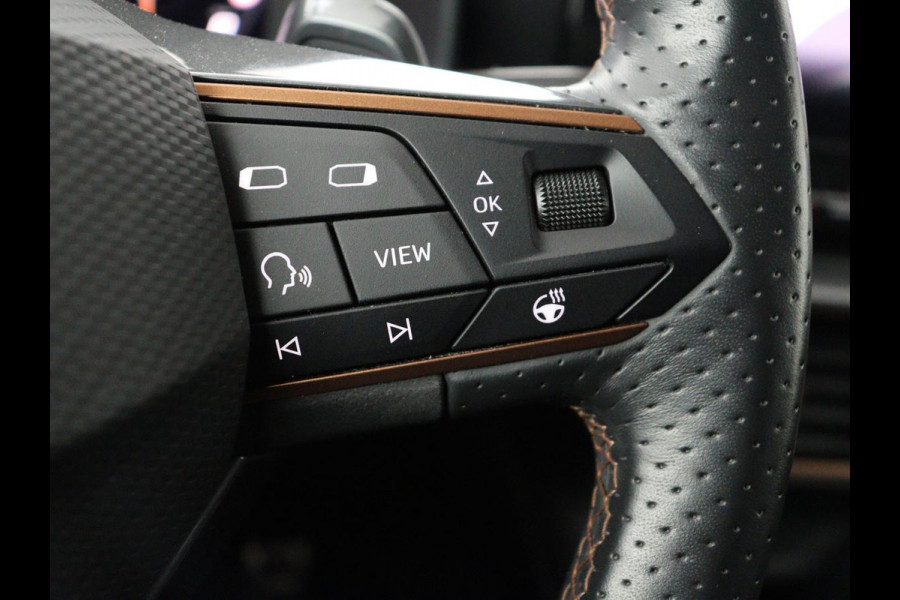 CUPRA Leon 1.4 eHybrid VZ | 245pk | Trekhaak | Stoelverwarming | Adaptive cruise | Camera | Carplay | Navigatie | Sfeerverlichting | Keyless | Park Assist | Memory | Sportstoelen | Full LED | PHEV | Plug In