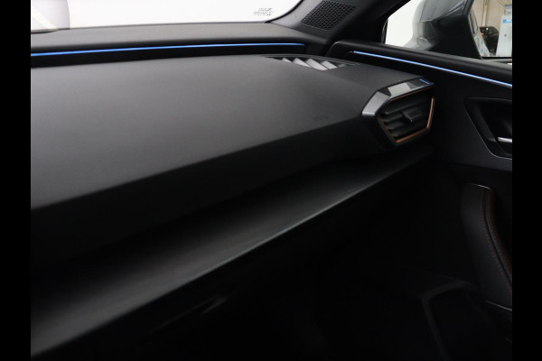 CUPRA Leon 1.4 eHybrid VZ | 245pk | Trekhaak | Stoelverwarming | Adaptive cruise | Camera | Carplay | Navigatie | Sfeerverlichting | Keyless | Park Assist | Memory | Sportstoelen | Full LED | PHEV | Plug In