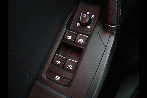 CUPRA Leon 1.4 eHybrid VZ | 245pk | Trekhaak | Stoelverwarming | Adaptive cruise | Camera | Carplay | Navigatie | Sfeerverlichting | Keyless | Park Assist | Memory | Sportstoelen | Full LED | PHEV | Plug In