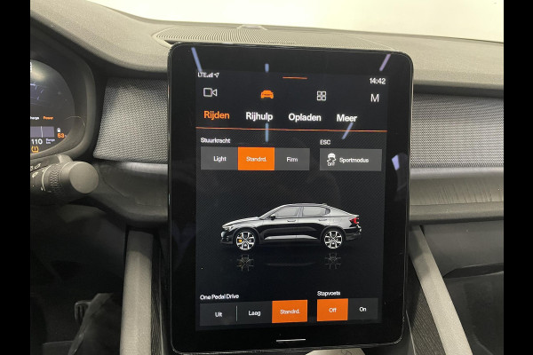 Polestar 2 Long Range Dual Motor Launch Edition Performance SOH 92% 408 pk | Panoramadak | 20" LM Velgen | Adaptive Cruise | Pilot Assist | Trekhaak | Full LED | PDC VA | Camera