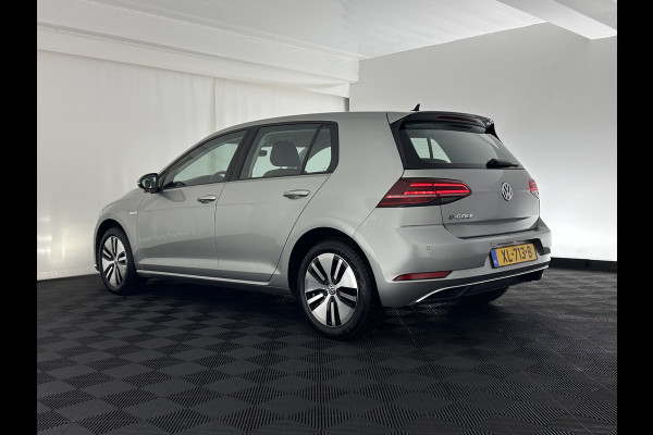 Volkswagen e-Golf (INCL.BTW) Aut. *HEAT-PUMP | ADAPTIVE-CRUISE | DIGI-COCKPIT | FULL-LED | NAVI-FULLMAP | COMFORT-SEATS | ECC | PARKPILOT | CCS-FASTLOADER | 16''ALU*