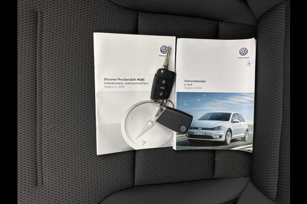 Volkswagen e-Golf (INCL.BTW) Aut. *HEAT-PUMP | ADAPTIVE-CRUISE | DIGI-COCKPIT | FULL-LED | NAVI-FULLMAP | COMFORT-SEATS | ECC | PARKPILOT | CCS-FASTLOADER | 16''ALU*
