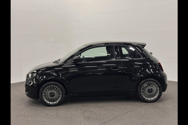 Fiat 500E Icon 42 kWh SOH 95.3%/ | Navigatie | Apple Carplay/Android Auto | Cruise Control | Virtual Cockpit | Climate Control | Lichtmetalen velgen |