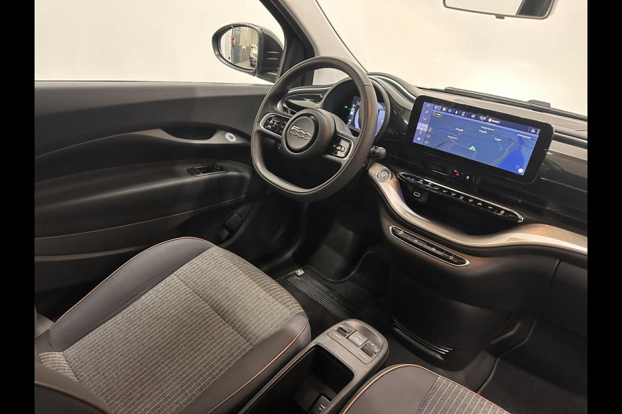 Fiat 500E Icon 42 kWh SOH 95.3%/ | Navigatie | Apple Carplay/Android Auto | Cruise Control | Virtual Cockpit | Climate Control | Lichtmetalen velgen |