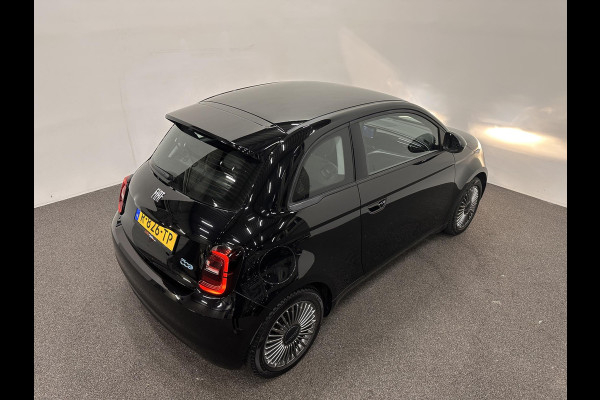 Fiat 500E Icon 42 kWh SOH 95.3%/ | Navigatie | Apple Carplay/Android Auto | Cruise Control | Virtual Cockpit | Climate Control | Lichtmetalen velgen |