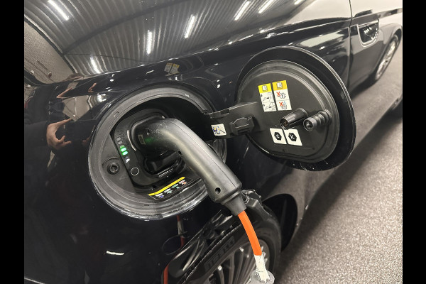 Fiat 500E Icon 42 kWh SOH 95.3%/ | Navigatie | Apple Carplay/Android Auto | Cruise Control | Virtual Cockpit | Climate Control | Lichtmetalen velgen |