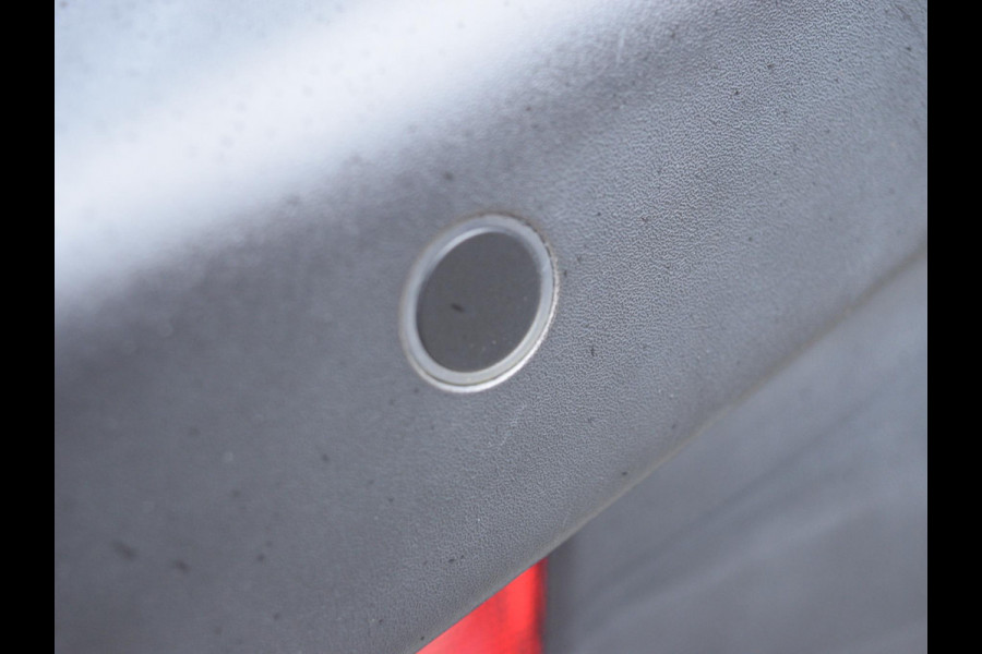 Peugeot 2008 1.2 PureTech Allure Pack ACHTERUIRIJCAMERA MET SENSOREN | NAVI & CARPLAY | E.C.C. |