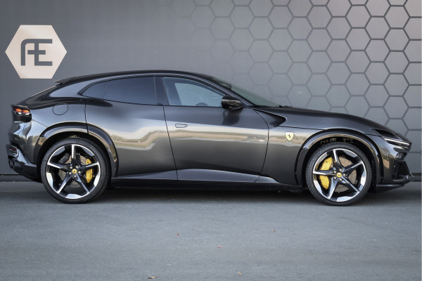 Ferrari Purosangue 6.5 V12 | NEW | INCL. VAT/BPM | NO REGISTRATION | 135K OPTIONS | CARBON WHEELHOUSE, R+F DIFFUSERS, UNDERDOOR, MIRRORS, DOORPANEL MASSAGE REAR SEATS | FULL LEATHER PACK | DIGITAL REAR VIEW CAMERA | PRIVACY GLASS | REAR SEATS COOLED/HEATED | BURMESTER HIGH END AUDIO | ACTIVE MATRIX LED HEADLIGHTS | VAT REF. |