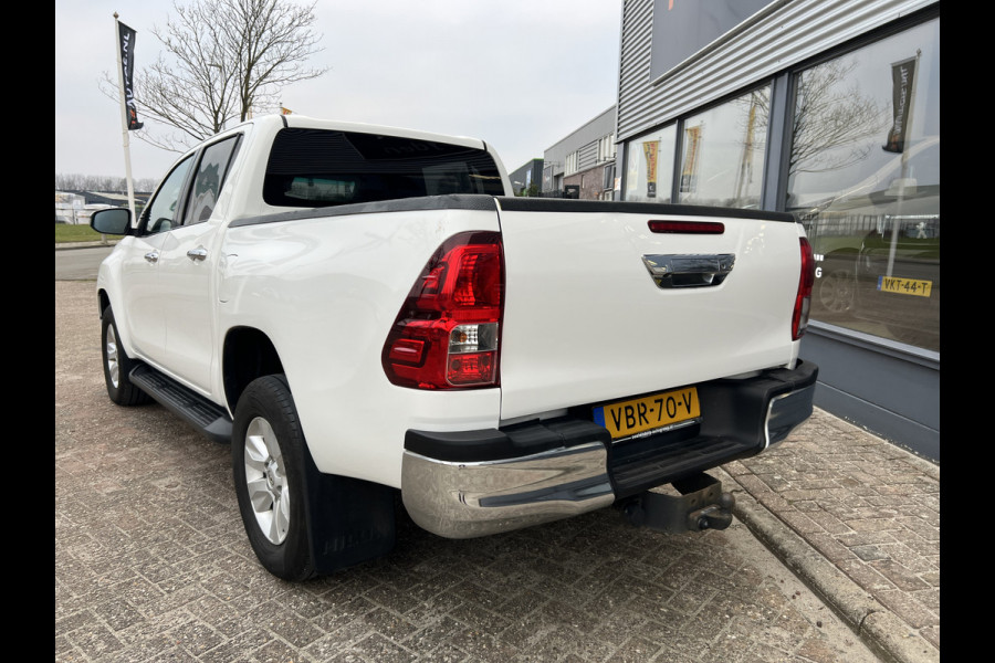 Toyota Hilux 2.4 D-4D-F Double Cab EU EXPORT**