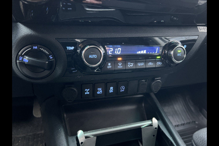 Toyota Hilux 2.4 D-4D-F Double Cab EU EXPORT**