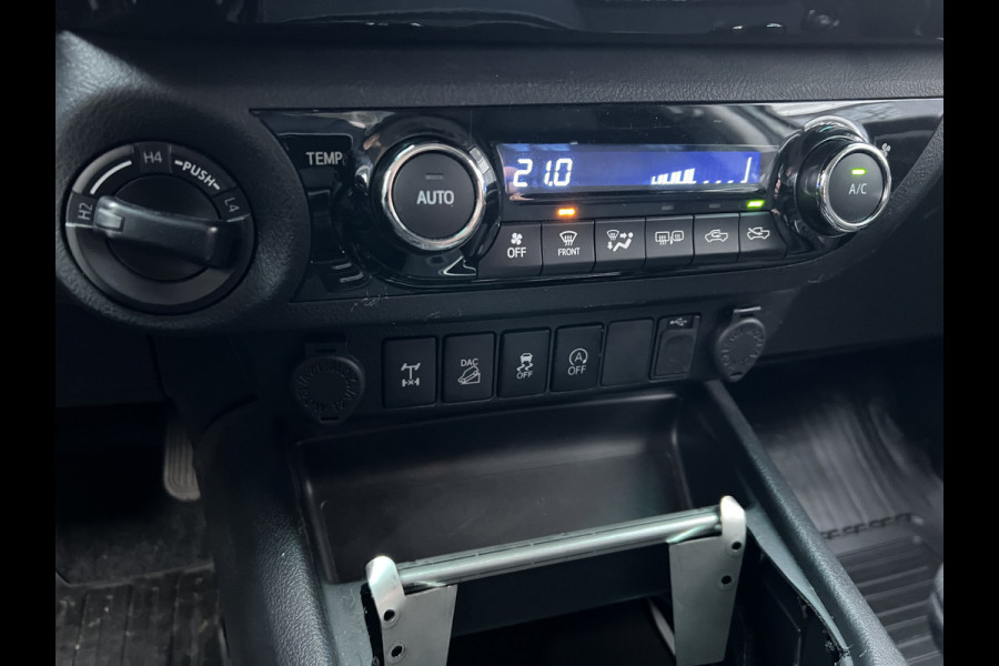 Toyota Hilux 2.4 D-4D-F Double Cab EU EXPORT**