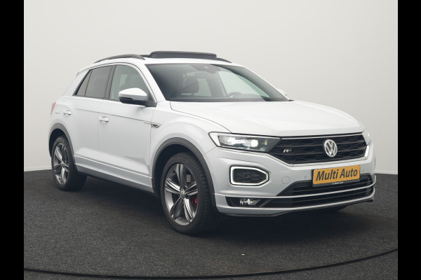Volkswagen T-Roc 1.5 TSI R-Line 150pk Dealer O.H. | Trekhaak Afn. | Panodak | Adaptive Cruise | Camera | Sportstoelen Verwarmd | Keyless | Apple Carplay | Blis | LED Koplampen | Navigatie | DAB |