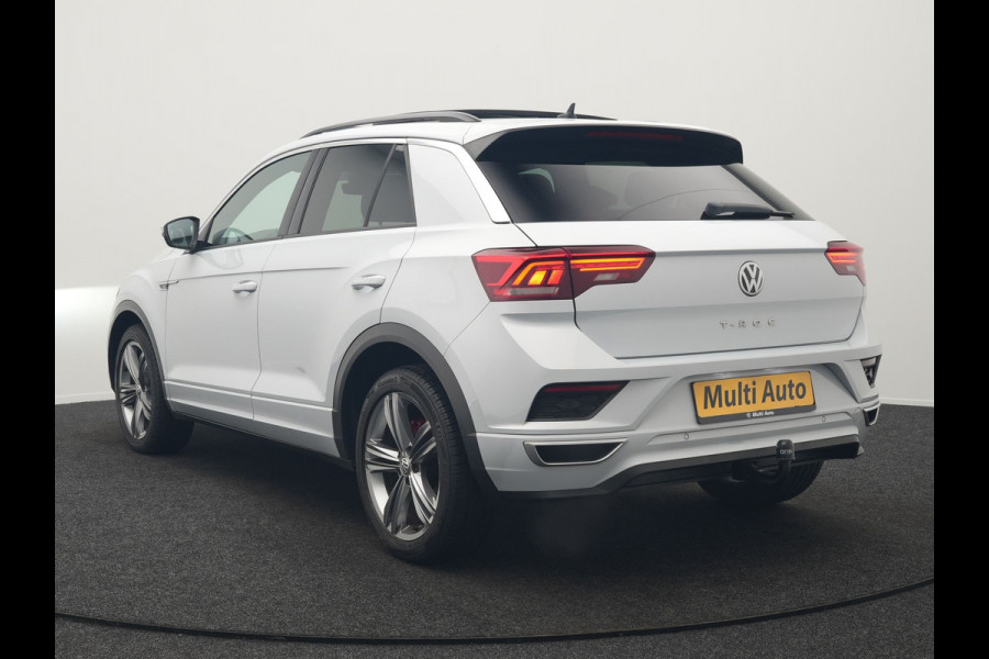 Volkswagen T-Roc 1.5 TSI R-Line 150pk Dealer O.H. | Trekhaak Afn. | Panodak | Adaptive Cruise | Camera | Sportstoelen Verwarmd | Keyless | Apple Carplay | Blis | LED Koplampen | Navigatie | DAB |