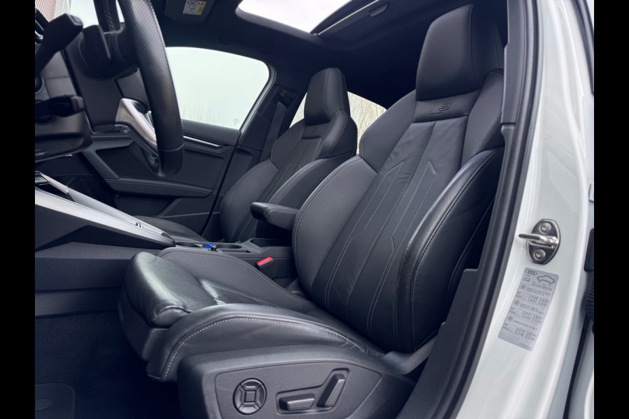 Audi A3 Sportback 45 TFSI e S edition Competition S3 Pano/B&O/Keyless