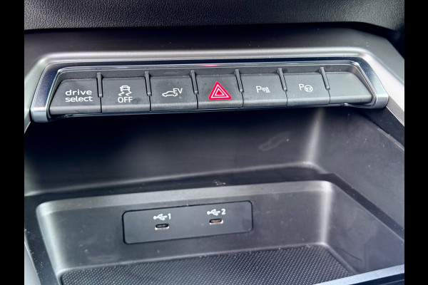 Audi A3 Sportback 45 TFSI e S edition Competition S3 Pano/B&O/Keyless