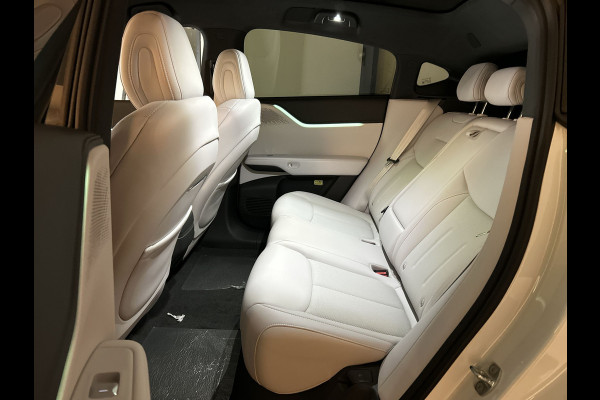 XPeng G6 AWD Performance | Wit Leder bekleding | Allround camera's