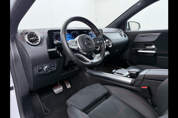 Mercedes-Benz EQA 250 AMG Line 69kWh SOH 98% Navi Camera Ecc Pdc Stoelverwarming Cruise Control DAB Bluetooth Elek.Achterklep Led Lmv 18" Privacy Glas Ambience-verlichting Licht en zichtpakket 1e Eigenaar Volledig Dealeronderhouden Origineel Nederlandse Auto