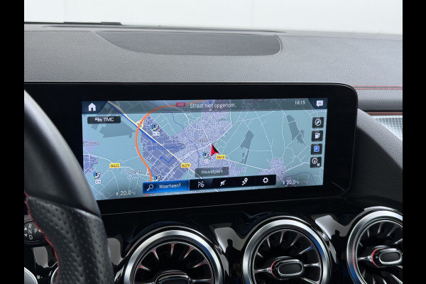 Mercedes-Benz EQA 250 AMG Line 69kWh SOH 98% Navi Camera Ecc Pdc Stoelverwarming Cruise Control DAB Bluetooth Elek.Achterklep Led Lmv 18" Privacy Glas Ambience-verlichting Licht en zichtpakket 1e Eigenaar Volledig Dealeronderhouden Origineel Nederlandse Auto