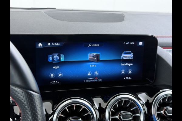 Mercedes-Benz EQA 250 AMG Line 69kWh SOH 98% Navi Camera Ecc Pdc Stoelverwarming Cruise Control DAB Bluetooth Elek.Achterklep Led Lmv 18" Privacy Glas Ambience-verlichting Licht en zichtpakket 1e Eigenaar Volledig Dealeronderhouden Origineel Nederlandse Auto