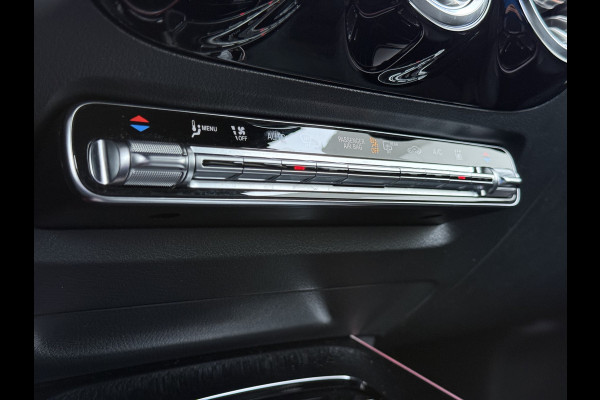 Mercedes-Benz EQA 250 AMG Line 69kWh SOH 98% Navi Camera Ecc Pdc Stoelverwarming Cruise Control DAB Bluetooth Elek.Achterklep Led Lmv 18" Privacy Glas Ambience-verlichting Licht en zichtpakket 1e Eigenaar Volledig Dealeronderhouden Origineel Nederlandse Auto