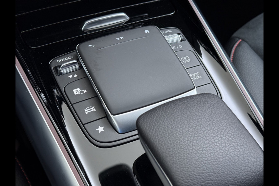 Mercedes-Benz EQA 250 AMG Line 69kWh SOH 98% Navi Camera Ecc Pdc Stoelverwarming Cruise Control DAB Bluetooth Elek.Achterklep Led Lmv 18" Privacy Glas Ambience-verlichting Licht en zichtpakket 1e Eigenaar Volledig Dealeronderhouden Origineel Nederlandse Auto