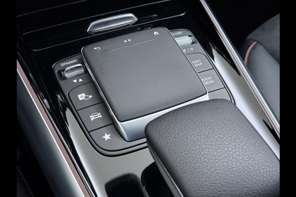 Mercedes-Benz EQA 250 AMG Line 69kWh SOH 98% Navi Camera Ecc Pdc Stoelverwarming Cruise Control DAB Bluetooth Elek.Achterklep Led Lmv 18" Privacy Glas Ambience-verlichting Licht en zichtpakket 1e Eigenaar Volledig Dealeronderhouden Origineel Nederlandse Auto