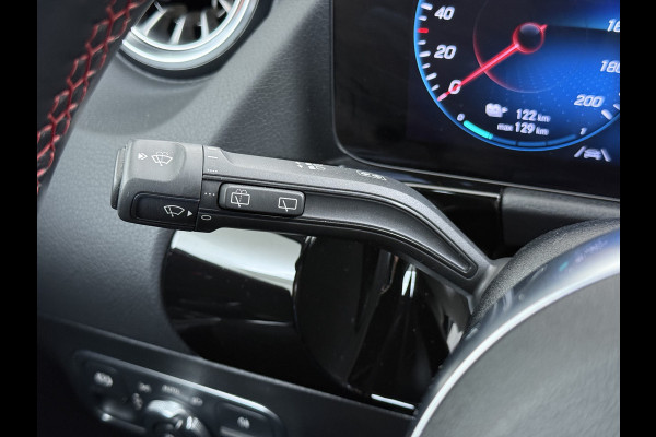 Mercedes-Benz EQA 250 AMG Line 69kWh SOH 98% Navi Camera Ecc Pdc Stoelverwarming Cruise Control DAB Bluetooth Elek.Achterklep Led Lmv 18" Privacy Glas Ambience-verlichting Licht en zichtpakket 1e Eigenaar Volledig Dealeronderhouden Origineel Nederlandse Auto