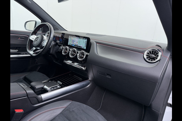 Mercedes-Benz EQA 250 AMG Line 69kWh SOH 98% Navi Camera Ecc Pdc Stoelverwarming Cruise Control DAB Bluetooth Elek.Achterklep Led Lmv 18" Privacy Glas Ambience-verlichting Licht en zichtpakket 1e Eigenaar Volledig Dealeronderhouden Origineel Nederlandse Auto
