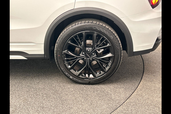 Lynk & Co 01 1.5 More Leder | Pano | Stoel+Stuurwielverwarming | Keyless