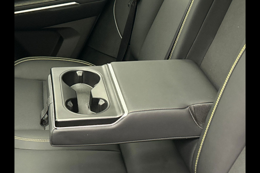 Lynk & Co 01 1.5 More Leder | Pano | Stoel+Stuurwielverwarming | Keyless