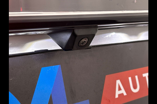 Lynk & Co 01 1.5 More Leder | Pano | Stoel+Stuurwielverwarming | Keyless