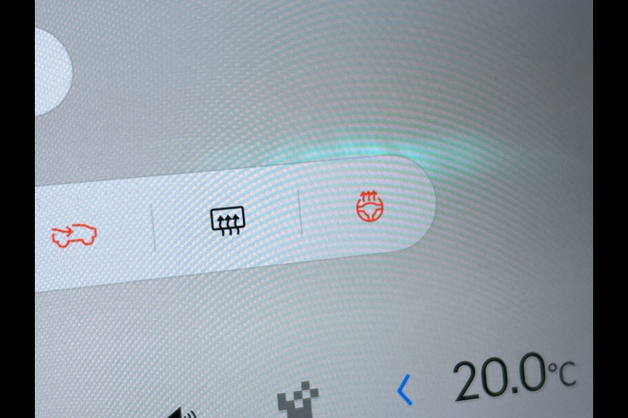 Lynk & Co 01 1.5 More Leder | Pano | Stoel+Stuurwielverwarming | Keyless