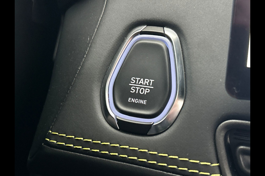 Lynk & Co 01 1.5 More Leder | Pano | Stoel+Stuurwielverwarming | Keyless