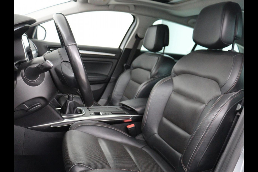 Renault Mégane 1.3 TCe Business Edition One | Panoramadak | Leder | Stoelverwarming | Massage | Camera | Carplay | Keyless | Full LED | Navigatie | Cruise control