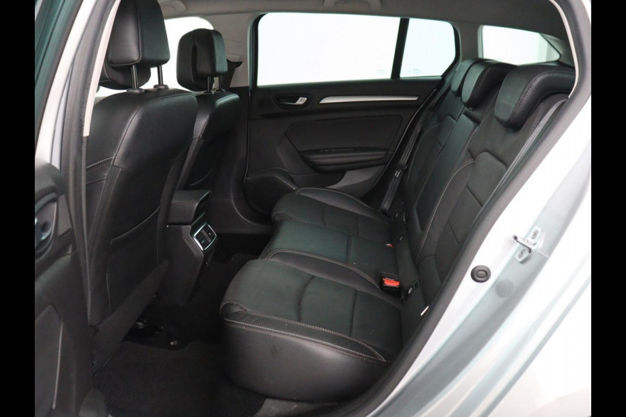 Renault Mégane 1.3 TCe Business Edition One | Panoramadak | Leder | Stoelverwarming | Massage | Camera | Carplay | Keyless | Full LED | Navigatie | Cruise control