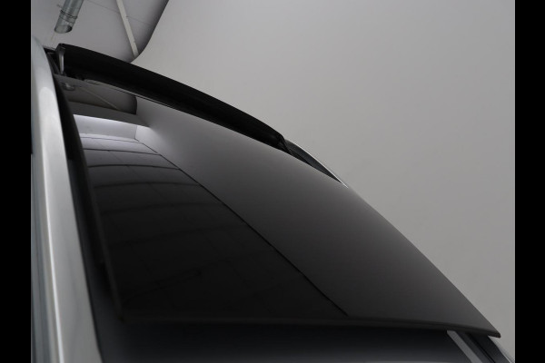 Renault Mégane 1.3 TCe Business Edition One | Panoramadak | Leder | Stoelverwarming | Massage | Camera | Carplay | Keyless | Full LED | Navigatie | Cruise control