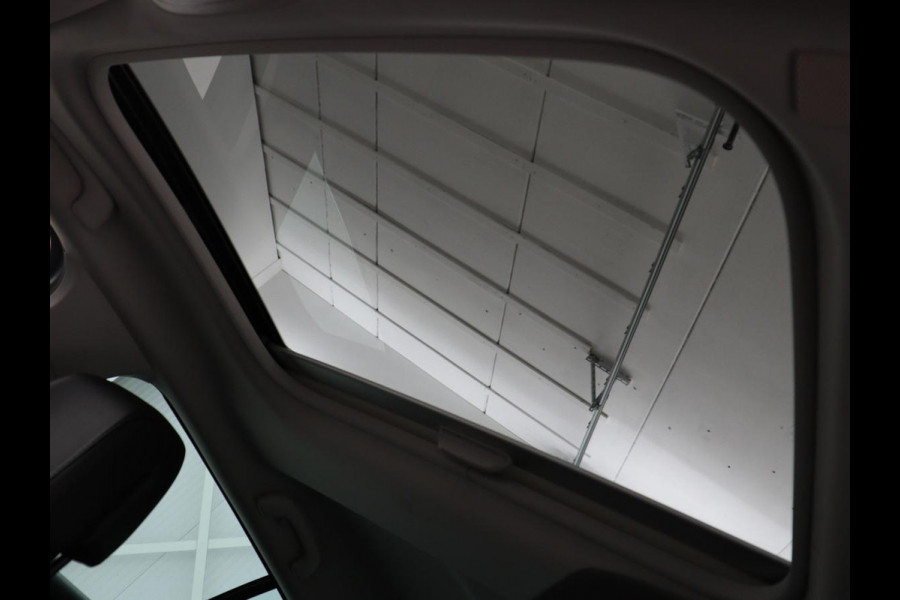 Renault Mégane 1.3 TCe Business Edition One | Panoramadak | Leder | Stoelverwarming | Massage | Camera | Carplay | Keyless | Full LED | Navigatie | Cruise control